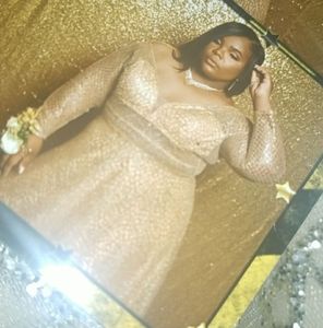 Meet your Posher, Karon